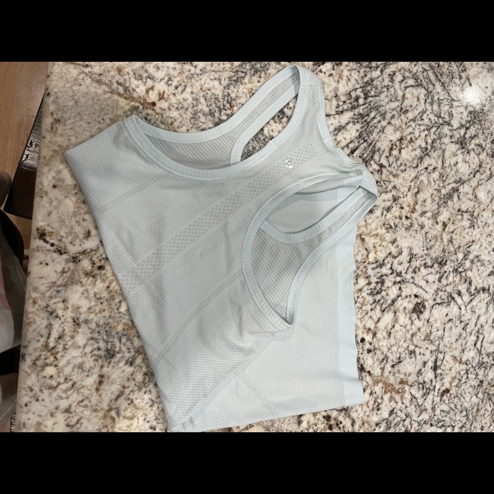 Lululemon tank top